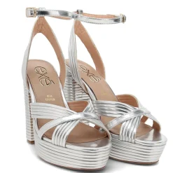 EXÉ OPHELIA 832 HEELS