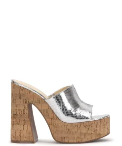 JESSICA SIMPSON XONA Slip On Platform