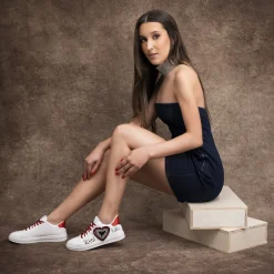 TREVE AMEDEA SNEAKERS