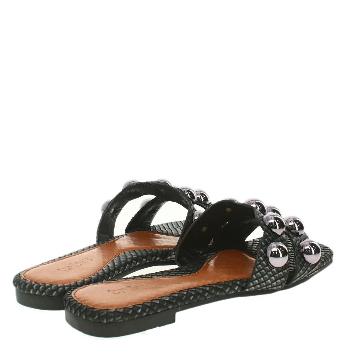 TREVE FARAD FLATS